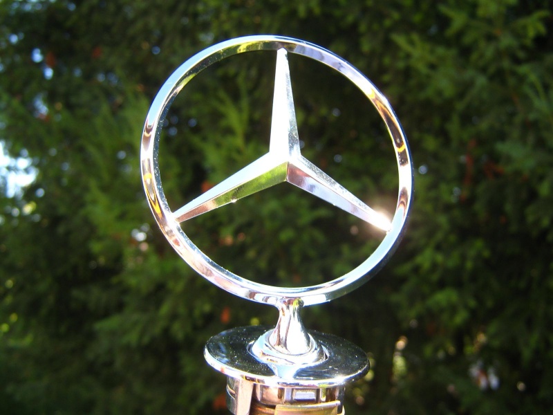 Der richtige Mercedesstern für den W126 – Wiki zur Mercedes Baureihe W126