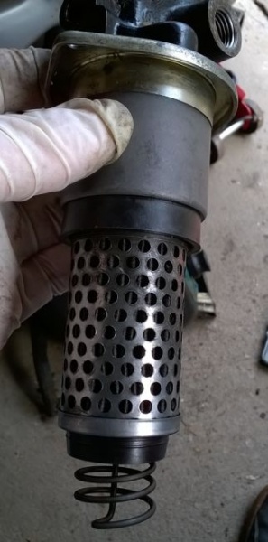 Datei:8 - Filterpatrone.jpg