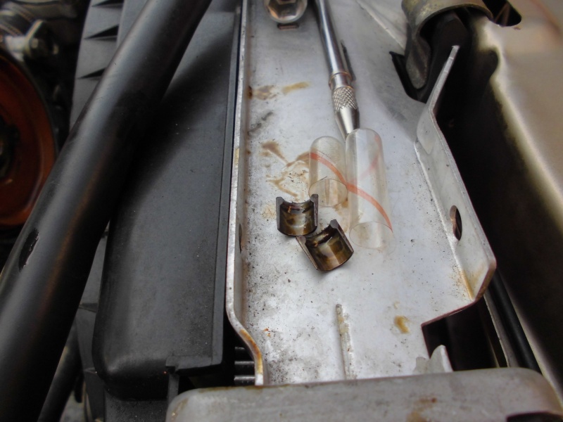 Datei:Kuerzen der Montagehülsen.JPG