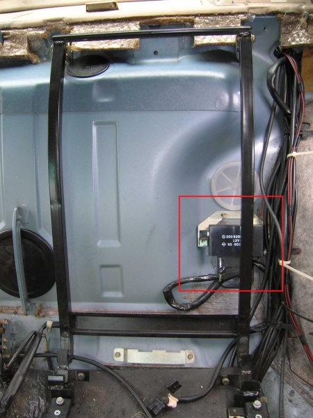 Datei:Steuergerät Sitzheizung Fond.JPG