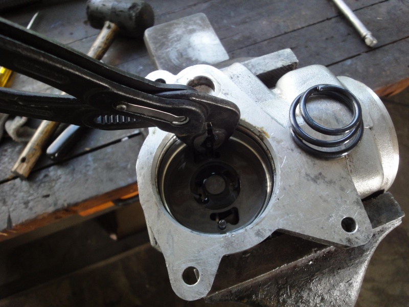 Datei:12 Bolzen ziehen.JPG