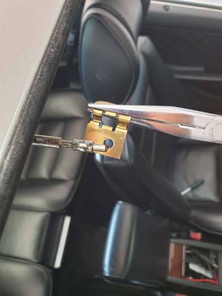 Datei:SD Zug Halter1.jpg