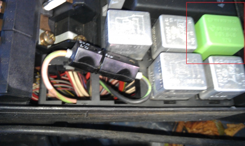 Datei:SRA Relais.jpg